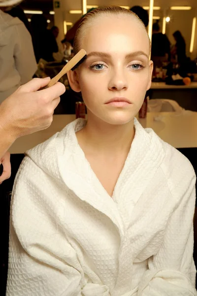Look 14